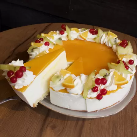 Hele gele yoghurt taart