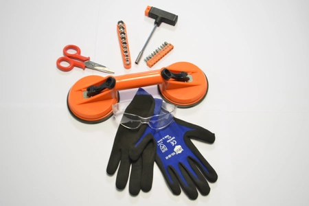 Montage kit
